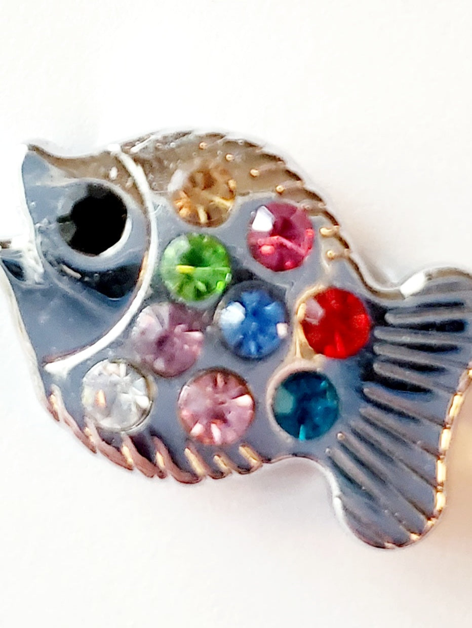 ZZZ - 220 - fish charm